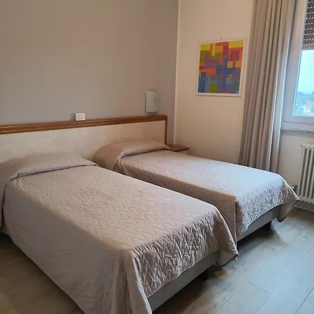 Hotel Marta-2